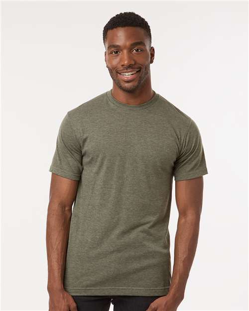 Deluxe Blend T-Shirt — Heather Military Green
