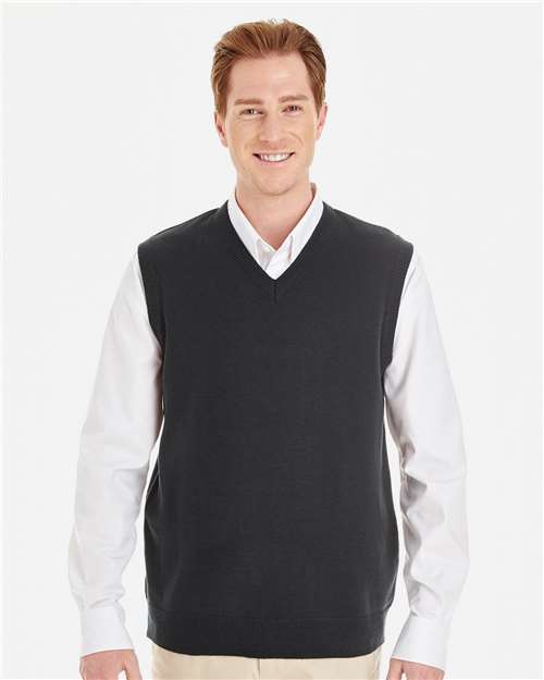 Men's Pilbloc™ V-Neck Sweater Vest — Black