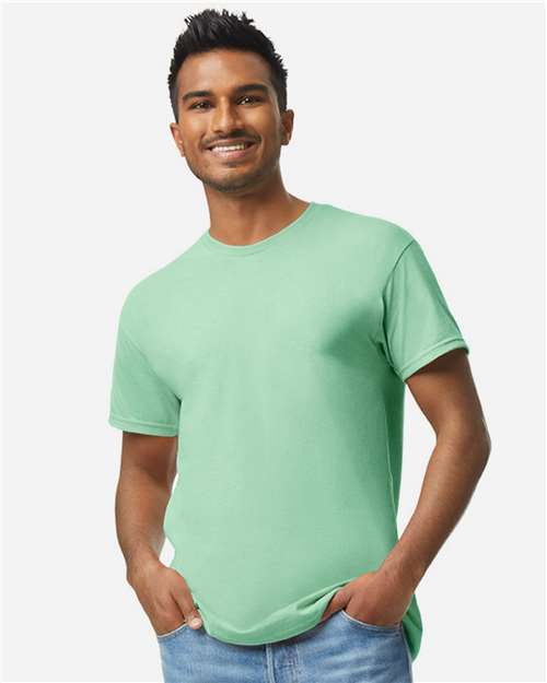 Unisex Heavy Cotton™ T-Shirt — Mint Green