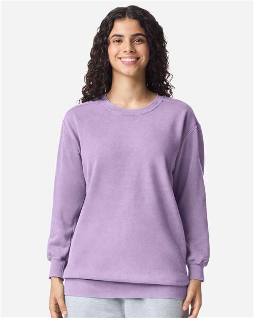 Unisex Garment-Dyed Crewneck Sweatshirt — Orchid