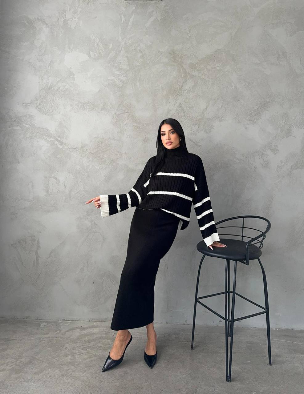 Karine skirted knitwear suit image 3