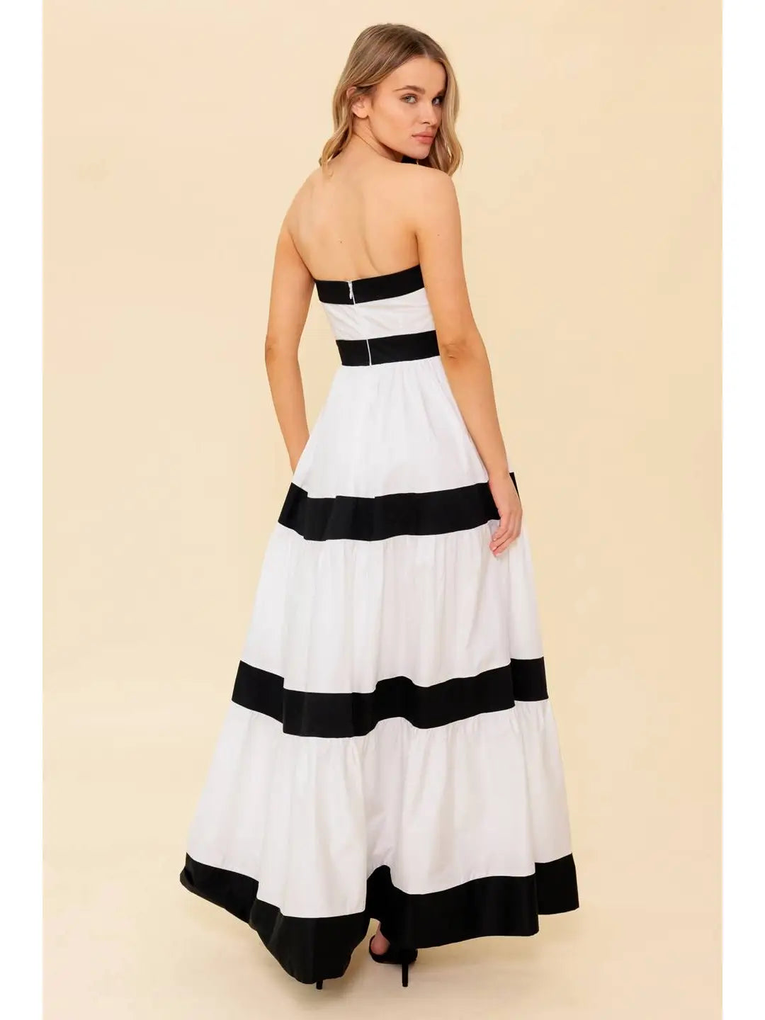 White & black maxi dress