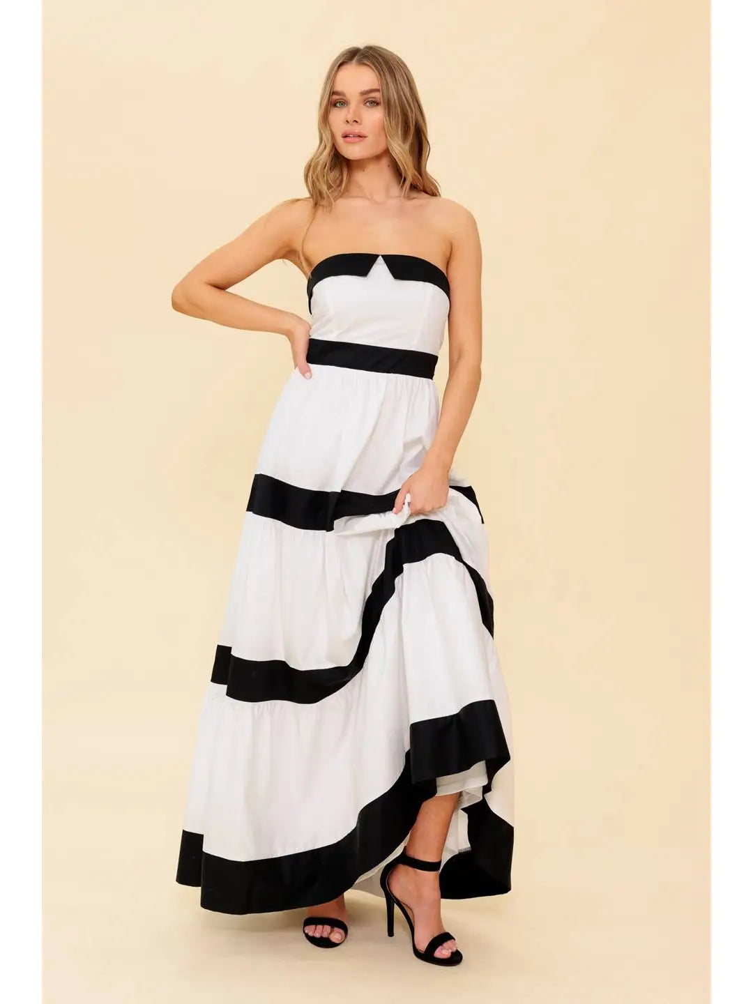 White & black maxi dress