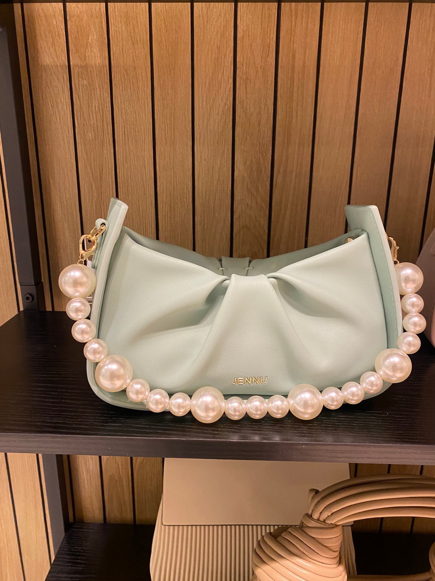 Pearl bag