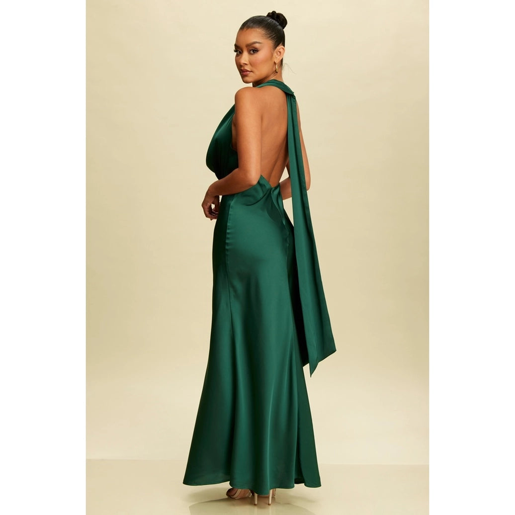 Robe longue dos nu en satin uni