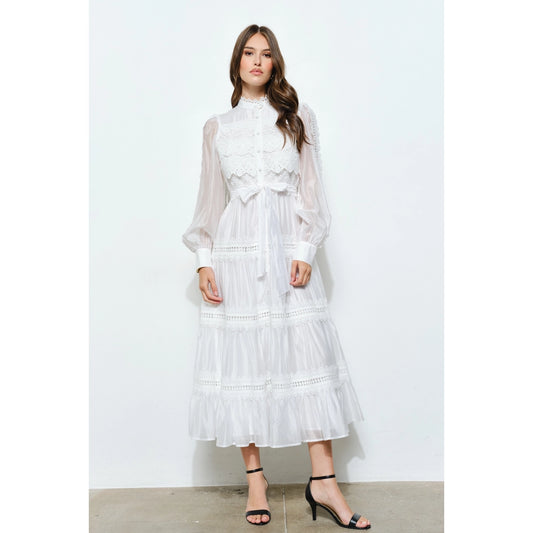 Crochet style lace panel dress